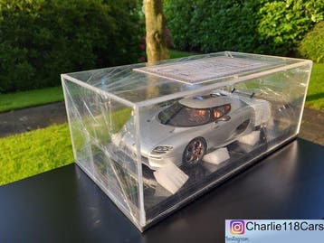 FrontiArt 1:18 - Modelauto - Koenigsegg CC850, Hobby en Vrije tijd, Nieuw
