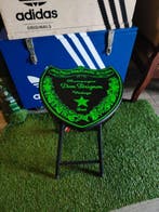 (NO RESERVE) Dom Perignon Champagne Chair – Unique