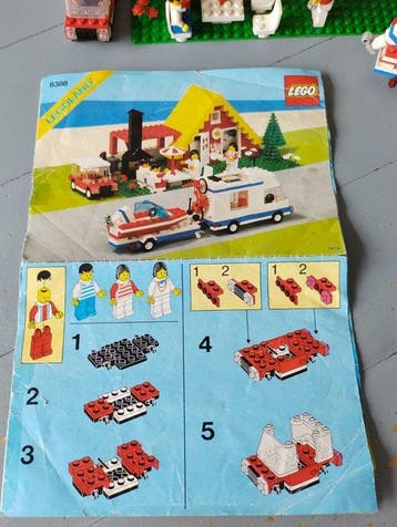Lego Set - 6388 - Legoland - 6388 Holiday Caravan