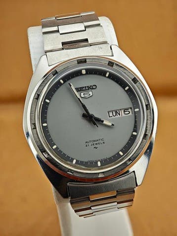 Seiko - 5 Automatic – Ref. 7019-8080 – Grey Dial – Vintage