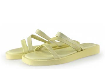 Inuovo Slippers in maat 36 Geel, Slippers, Verzenden, Zo goed als nieuw, Geel