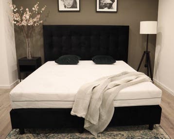 Boxspring Sofia - 200 x 210, Nieuw