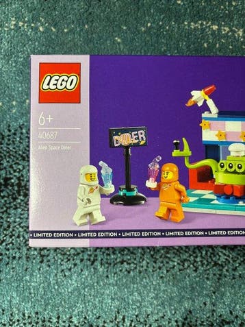 Lego Set - 40687 - Space - Alien Space Diner