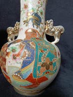 Vases balustres japonais Satsuma - Argile - Japon - Début du