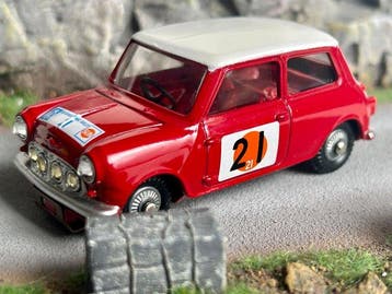 Corgi Toys 1:43 - Modelauto - Re-edition Austin Mini Cooper, Nieuw