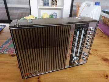 Europhon - Professional II / Tabletop Space-Age Radio