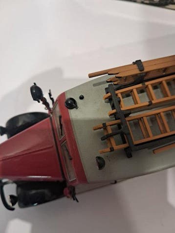 Minichamps 1:43 - Camion miniature - Mercedes-Benz Lw3750
