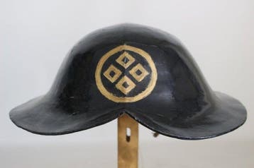 Harnas - Japan - E3-488a Zunari Jingasa, Tono Jingasa goud