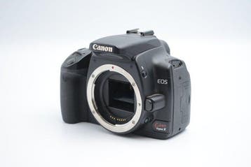 Canon EOS Kiss Digital X + Canon Zoom Lens EF-S 18-55mm