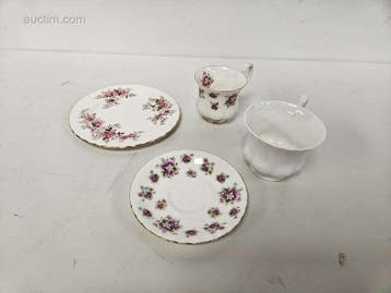 porseleinen servies Royal Albert, Nieuw