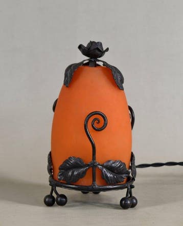 Daum - French art deco night lamp - Lamp - smeedijzer, Glas