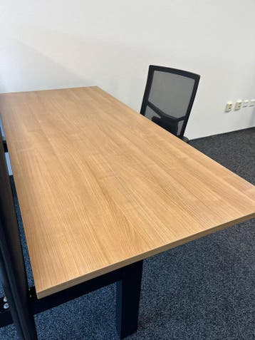 Refurbished Duo Bureau Voorzien Van Nieuwe Bladen, Verzenden