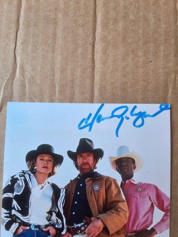 Walker Texas Ranger - Double signed by Chuck Norris (+) &, Nieuw