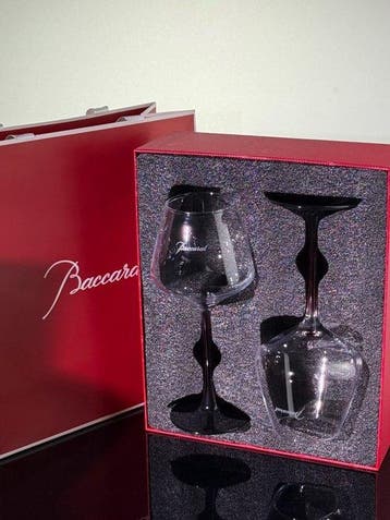 Baccarat - Verre à vin (2) - Cristal - Ensemble de verres à, Antiquités & Art