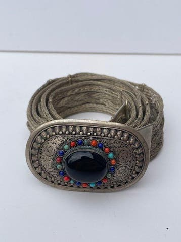 Vintage Nepalees geweven wit metalen riem met filigraan gesp