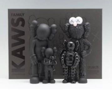 Kaws (1974) - Kaws Family Black& White 2022
