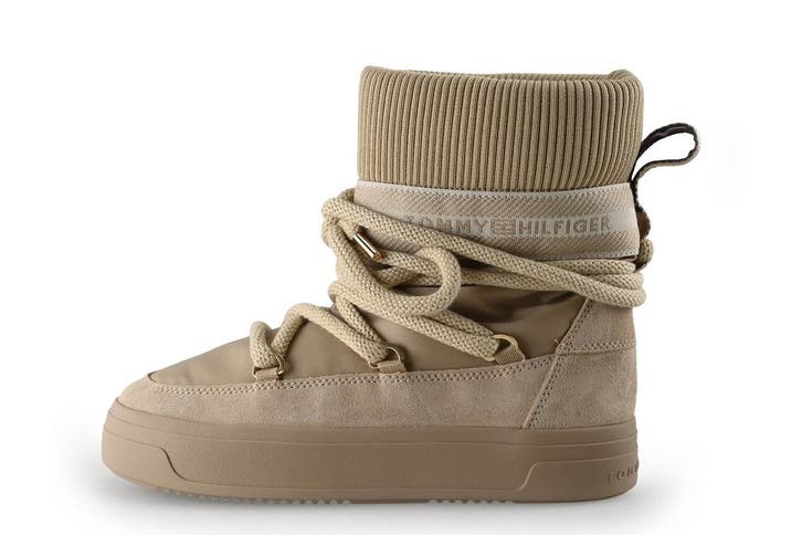 Tommy Hilfiger Snowboots in maat 41 Beige, Kleding | Dames, Schoenen, Beige, Zo goed als nieuw, Snowboots, Verzenden