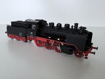 Märklin H0 - 36240 - Stoomlocomotief met tender (1) -, Nieuw