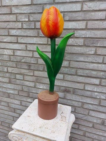 Bloempot - polyresin - 65 cm tall orange tulip