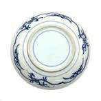Japanse Edo-blauw-witte porseleinen schotel – Figuren in een