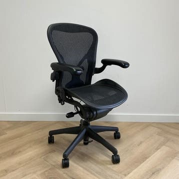 Herman Miller Aeron maat B, zwart - Gratis Bezorging, Huis en Inrichting, Ergonomisch, Gebruikt, Zwart, Bureaustoel