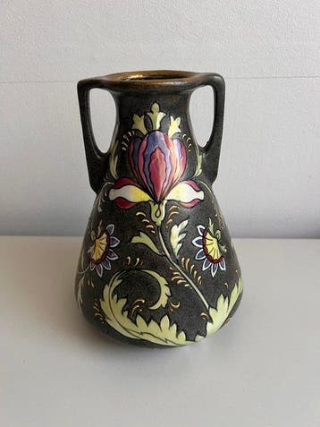 Eduard Stellmacher - Vaas - Aardewerk - Jugendstil - Teplitz, Antiek en Kunst