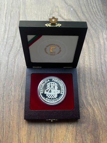 Portugal. 1000 Escudos 1998 5.º Centenário da Santa Casa da