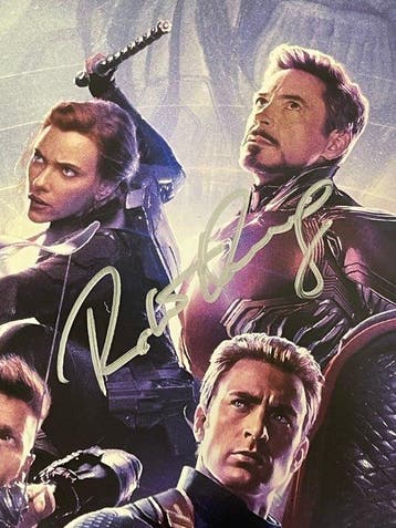 Marvel: Avengers, Endgame - Robert Downey Jr. – Signed, Verzamelen, Nieuw