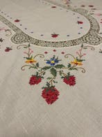 Tafelkleed - 253 cm - 165 cm - tafelkleed met kruissteek, Antiek en Kunst