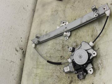 Ruitmechaniek 4Deurs rechts-voor Nissan Juke O92977, Autos : Pièces & Accessoires, Carrosserie & Tôlerie