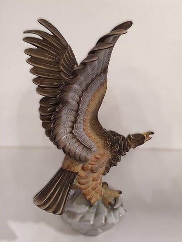 Herend - sculptuur, Eagle with Sword 5056-Large Hand-Painted