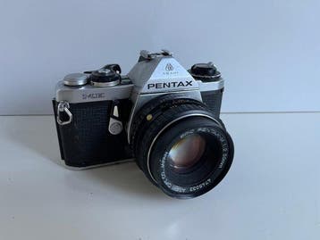 Asahi Pentax ME met 2 lenzen Analoge camera