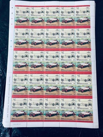 Wereld - Partij Complete Vellen Autos en Treinen circa 43x, Gestempeld