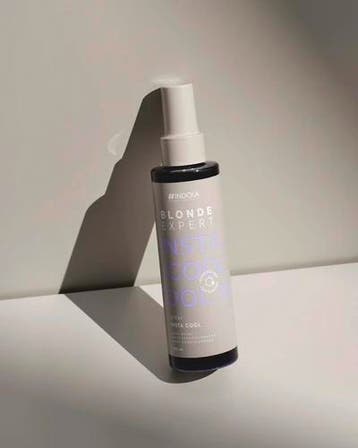Indola Blonde Expert InstaCool Spray (Leave-in Conditioner), Verzenden, Nieuw, Gel, Wax, Haarlak of Mousse