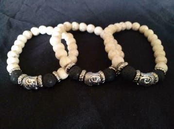 Armbandjes natuurlijke materiale,. Lapis lazuli, tijgeroog,, Overige materialen, Overige kleuren, Nieuw, Ophalen of Verzenden