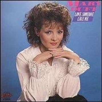 Mary Duff - Love Someone Like Me, Verzenden, Gebruikt
