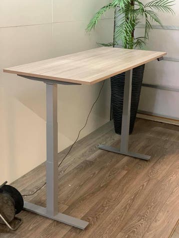 Elektrisch Zit Sta Bureau - 295,- Incl. Bezorging, Verzenden