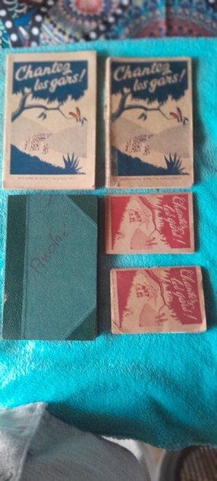 Recueil de chants édité par l’Office Général des Œuvres, Livres