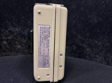 Sony - WM-F35 Walkman