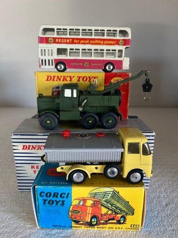 Corgi, Dinky 1:43 - Model vrachtwagen (3) - Recovery Tractor, Nieuw
