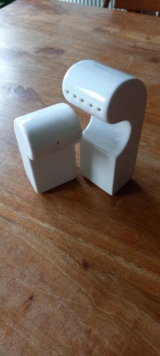 Sicart - Pino Spagnolo - Peper- en zoutstel (2) - Porselein, Antiquités & Art, Antiquités | Meubles | Chaises & Canapés