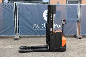 Veiling: Stapelaar BT SWE140L Elektrisch 1400kg 2.65m 2015, Ophalen