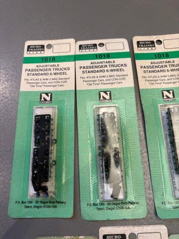 Micro-Trains, Kadee N - 1018 - Model treinbevestiging (12) -, Hobby en Vrije tijd, Modeltreinen | N-Spoor, Nieuw