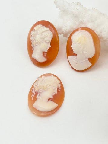Cassis rufa zonder reserveprijs - Cameo - Handgesneden camee