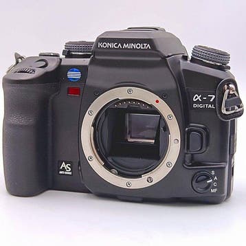 Konica Minolta -7 Digital 6.1MP DSLR – BC-400 Charger,