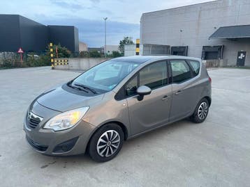 Online veiling - OPEL - 2010 - MERIVA - PERSONEN -, Nieuw