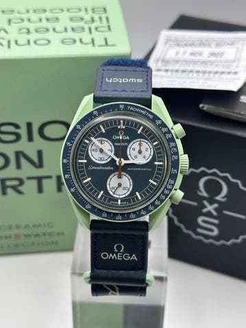 Omega x Swatch - MoonSwatch - Mission on Earth - Zonder