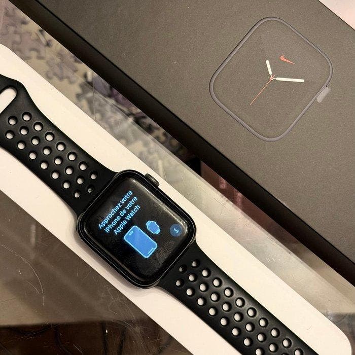 Apple Watch Nike Ser.5 44 mm - Computer - In originele, Games en Spelcomputers, Spelcomputers | Overige Accessoires