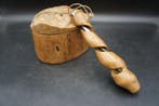 Pochette à tabac en bois, pipe, tonkotsu (bouillon d’os de