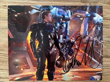 Pacific Rim, Collections